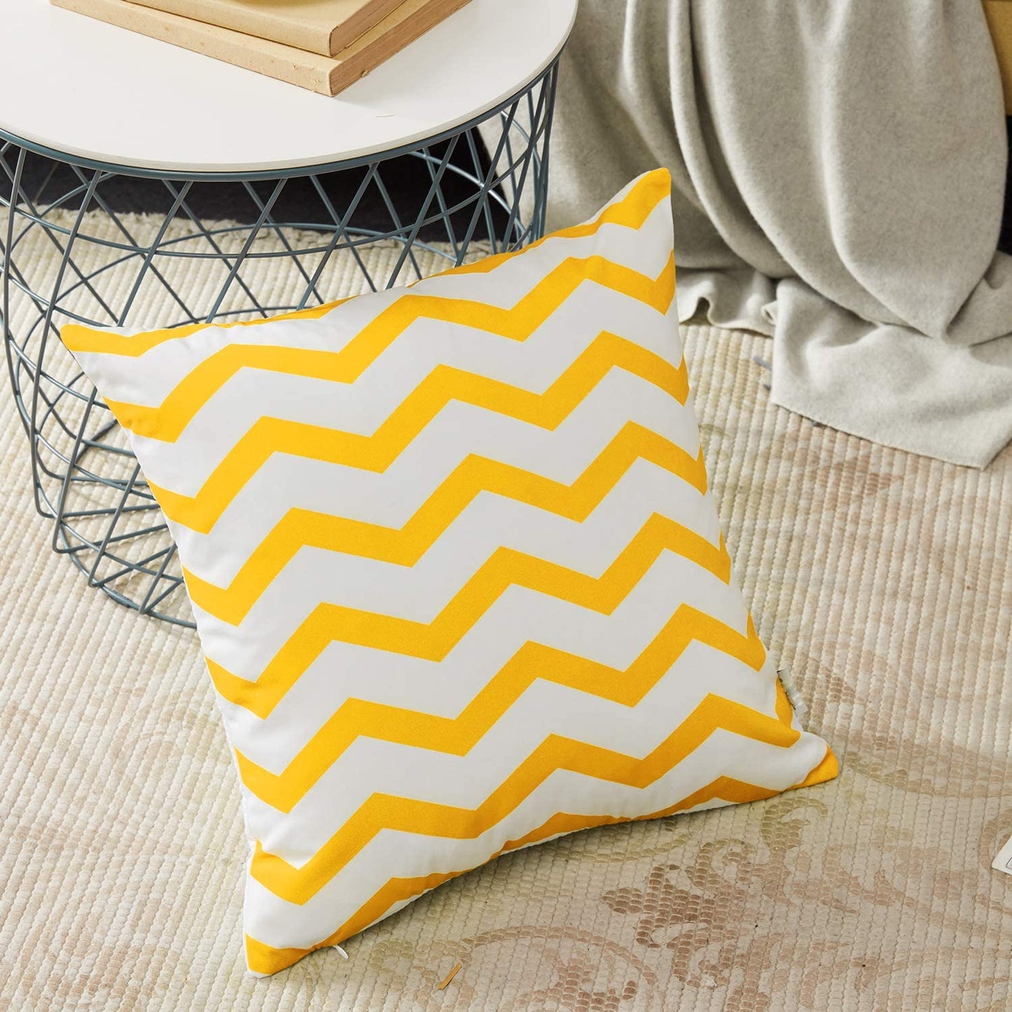 Cotton geometric print yellow cushion covers